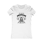 This Is What An Awesome Nurse Looks Like , Women's Favorite Tee