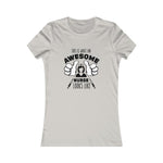 This Is What An Awesome Nurse Looks Like , Women's Favorite Tee